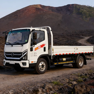 Nouveau camion de fret léger de 5 tonnes, diesel, essence, GNC, 4x2, cabine simple et demi, conduite à gauche, simple rangée, 3 sièges - Product Image 1