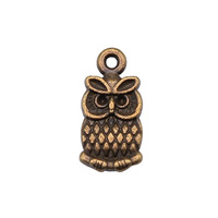 Breloque hibou à plumes croisées 15x7mm en alliage de zinc argent antique pour mobile de chambre d'enfant sur le thème de la forêt