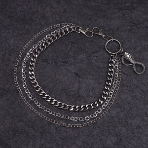 Cadena de cintura estilo punk Yueli 3D con cabeza de serpiente, vintage, desgastada, de tres capas, accesorio con colgante negro tipo pistola, multicapa - Product Image 3