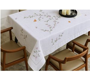 Mantel de Lino Sakura |   Mantel de Mesa de Lino 100% de Lujo, Ecológico y Reutilizable, Diseño de Flores de Cerezo para Bodas - Product Image 1