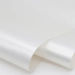 PVC 0.3mm Phim trắng pearlite giấy trong suốt thổi đúc Linh hoạt phim mềm PVC phim nhựa trong suốt PVC cho bảng vải