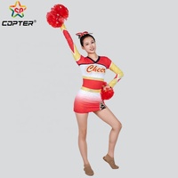 Uniforme de cheerleading personnalisé avec haut à manches longues et jupe, dégradé rouge, jaune et blanc, nœuds et strass, avec logo gratuit