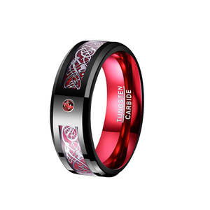 Мужское кольцо из вольфрамовой стали класса люкс с инкрустацией в виде черного дракона и вставками из синего, красного, зеленого углеродного волокна - Product Image 2