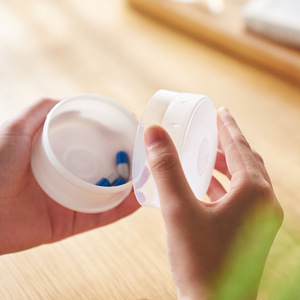 Mini Portable Soap Box Round Covered Plastic Storage Organizer For Toiletry Bag Blue Green White 35g - Product Image 3