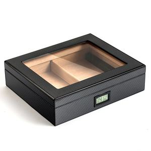 Humidor moderno realizzato a mano in fibra di carbonio con igrometro digitale anteriore e soluzione umidificatore contiene 25-50 sigari - Product Image 2