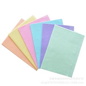 Bavoirs dentaires jetables carrés en papier, protège-salives pour soins bucco-dentaires adultes 710g Origine Chine OEM - Product Image 4