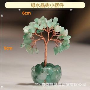 Mini ornement d'arbre en cristal vert, 6 cm de largeur, 9 cm de hauteur, décoration artisanale pour la maison, cadeau pour le bureau - Product Image 1