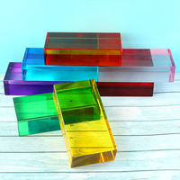 Briques de verre teintées briques de verre cristal solide poli fin fournisseur brique de verre gravée au laser en relief résistante au feu