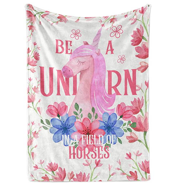 Fashion Unicorn Pattern Soft and comfortable flannel blanket For Sofa Car bed