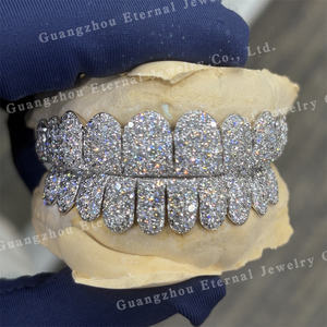 Impostazione a nido d'ape personalizzata superiore inferiore 10 S925 argento VVS Moissanite Lab Diamond Perm taglio 10K 14K 18K denti in oro massiccio Fine Grillz - Product Image 1
