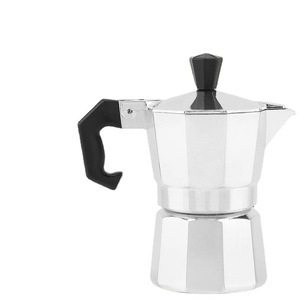 Classic Stove Espresso y cafetera, Moka Pot para elaboración de café italiano y <span class=keywords><strong>cubano</strong></span>, 6 tazas Espresso plateadas - Product Image 5