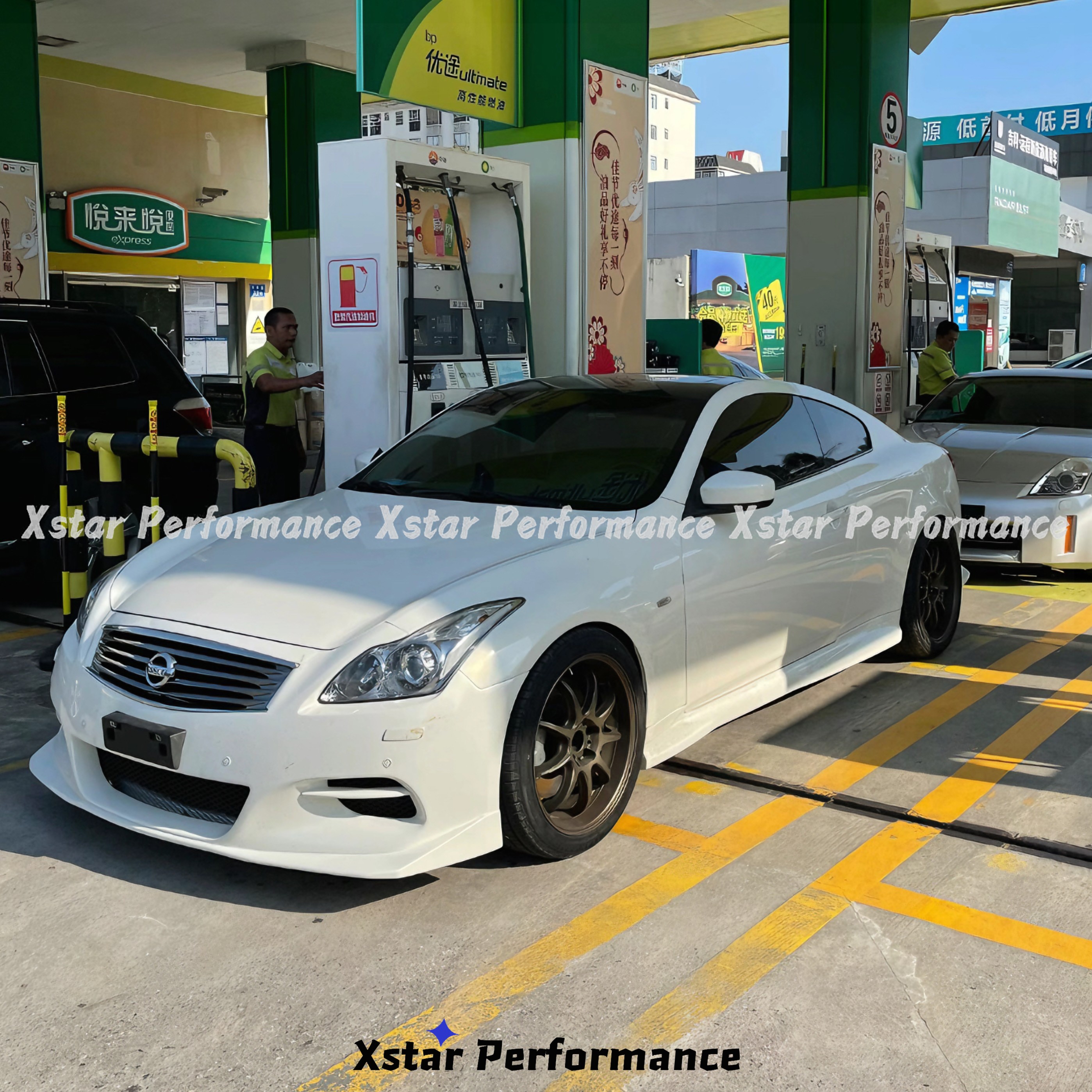 Zele Style Glass Fiber FRP Wide Body Kits for Infiniti G37