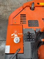 Excavatrice Hitachi Zx135 d'occasion, d'origine japonaise, 14 tonnes, 95% neuve, faible nombre d'heures, diesel, sur chenilles, hydraulique, certifiée CE, à vendre