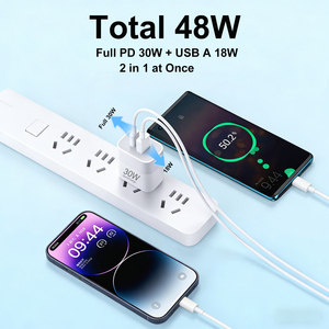 <span class=keywords><strong>Adaptateur</strong></span> <span class=keywords><strong>secteur</strong></span> 30W à charge rapide 3.0 avec double port, prise EU/US, logo OEM personnalisé pour <span class=keywords><strong>iPhone</strong></span> 15 16 17 <span class=keywords><strong>Pro</strong></span> <span class=keywords><strong>Max</strong></span> Samsung Galaxy S24 Ultra - Product Image 2