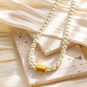 Luxe Haute Qualité Perle D'eau Douce Petit Cube 18k Plaqué <span class=keywords><strong>Or</strong></span> En Acier Inoxydable Pendentif Femmes Mode Bijoux Colliers - Product Image 4