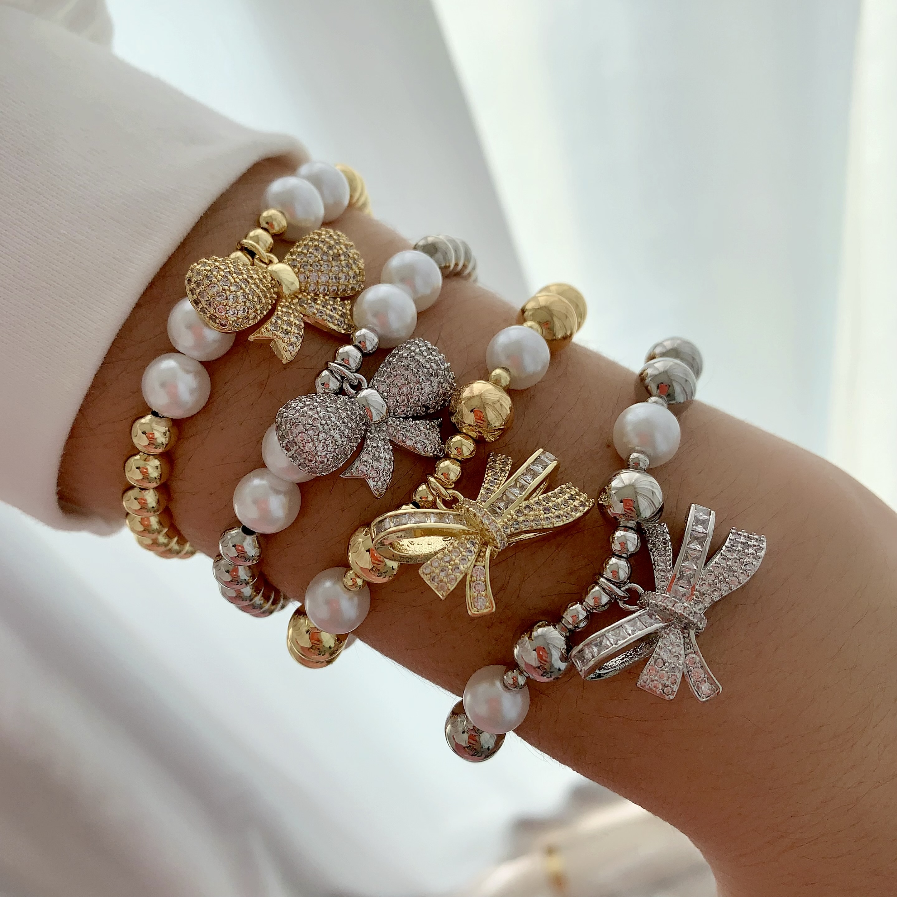 LS-B5662 Laursain Jewelry - Fashionable Gold & Silver Bracelet