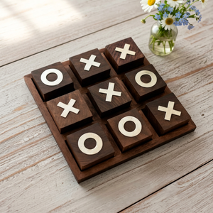 Jeu de Tic Tac Toe en bois, design minimaliste, forme carrée, bois artisanal, décoration d'intérieur, emballage multi-pièces - Product Image 1