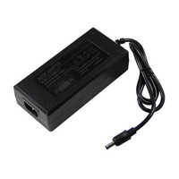 Alimentation de bureau personnalisable avec plusieurs interfaces standard IEC pour appareils électroniques portables