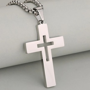 Collar con colgante de cruz hueca pulida para hombre, de acero inoxidable, estilo punk gótico, joyería religiosa cristiana, regalo para rapero - Product Image 4