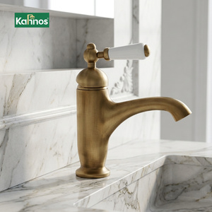 Robinet de lavabo en cuivre de style rétro français, finition vintage, pour villa haut de gamme, robinet de baignoire autoportant de style boutique - Product Image 1