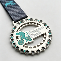 Médaille de course souvenir en métal, émaillée, à engrenage creux, pour championnat cycliste, médaille de finisseur, médaille de récompense événementielle personnalisée ajourée