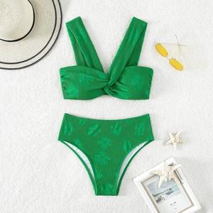 Maillot de bain deux pièces en tissu jacquard floral ondulé vert 2023, exportation européenne et américaine, style INS - Product Image 1