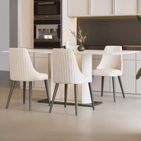 Table à manger ronde extensible moderne en pierre frittée avec base en bois, pliable, pour la maison et l'hôtel