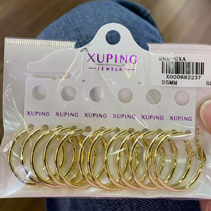 Оптовая продажа ювелирных изделий XUPING: Модные женские серьги-кольца из меди с покрытием под 18-каратное золото, простые, минималистичные, большие - Product Image 4