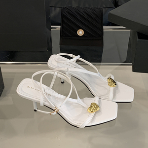 Sandales d'été 2025 pour femmes avec nœud en cristal doré, talon épais et boucle de cheville, chaussures à talons hauts rehaussantes - Product Image 3