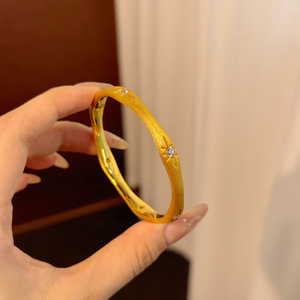 Joyería Europea Delicadeza llena de pulsera y brazalete de diamantes Brazalete de flor de estrella de oro puro sin deslustre - Product Image 4