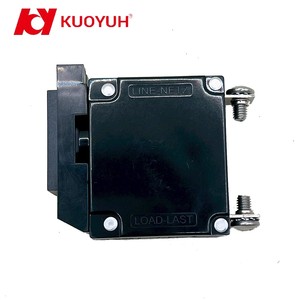Interruptor Automático Magnético Hidráulico de Palanca Plana AC/DC Serie KUOYUH JM con Capacidad de Ruptura de 5 Ka, Montaje en Panel para Uso Marino - Product Image 3
