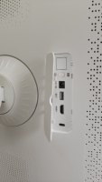 VETO Envío Gratis Televisor Portátil Inteligente de 32 Pulgadas 4K Android Inalámbrico para Interiores con Cámara Integrada de 1300W
