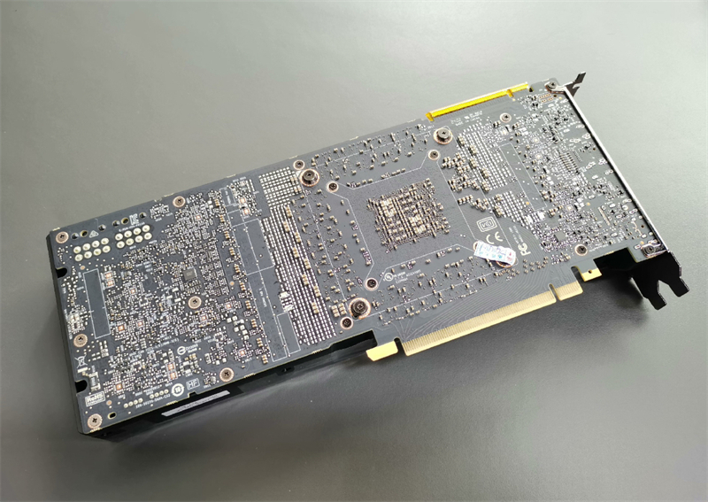garakuro RTX 2080Ti 22GB 週末セール s-l400.jpg