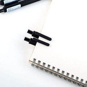 Bolígrafos de gel retráctiles KACO Soft Touch de 0.5 mm con punta fina (color negro, paquete de 10 con tinta negra) 10 piezas por caja Uso en oficina y escuela - Product Image 4