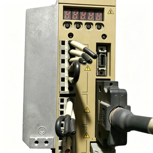 Sistema Robótico Industrial Compacto de Alta Calidad SGMGH-09ACA61 SGDM-10ADA, Sistema de 850 Vatios y 200 V CA para Automatización - Product Image 2