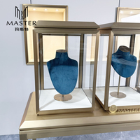 Vitrina de Exhibición de Joyería de Metal Dorado MASTER con Iluminación LED Superior, Exhibidor de Joyería con Base para Mostrador de Boutique de Lujo OEM