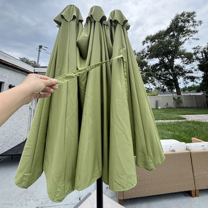 Sombrilla de Patio de Doble Cara Resistente a los Rayos UV de 15 pies, Sombrilla Grande para Exteriores con Manivela para Piscina y Jardín - Product Image 3