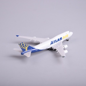 Modèle d'<span class=keywords><strong>avion</strong></span> <span class=keywords><strong>Atlas</strong></span> Air 747, 20 cm, <span class=keywords><strong>avion</strong></span> en résine Boeing, cadeau pour pilote - Product Image 4