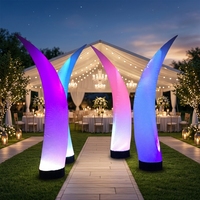 Piliers lumineux gonflables personnalisés en forme de cornes d'éléphant, accessoires de fête de mariage, cornes d'éléphant gonflables LED, cônes lumineux gonflables à vendre