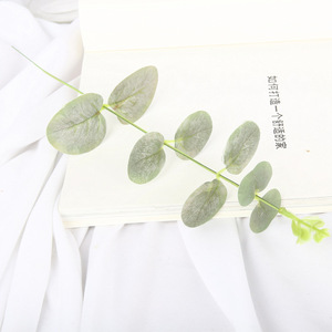 Bouquet d'eucalyptus artificiel à effet 3D collé, accessoire pour arrangement floral DIY, décoration de salon. - Product Image 3
