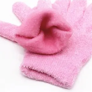 Hot Selling Roze Hydraterende Gel Sokken Handschoenen Set Rose Spa Gel Sok Hand Voet Gebarsten Huid Whitening