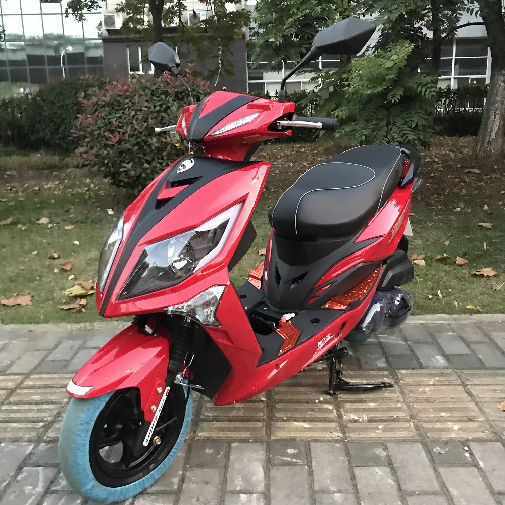 Scooters à essence 125cc 150cc pour le marché irakien et africain