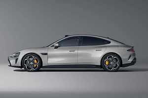 库存小米苏7 680KM轿车SU7 Max 750千米小米5座新能源汽车出厂价格 - Product Image 5