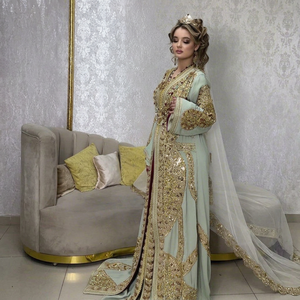 Robe Caftan Traditionnelle Longue Brodé Or et Bleu Élégant pour Femme, Coupe Droite, en Crêpe Banane, Style Ethnique Chic, Protection Solaire - Product Image 1