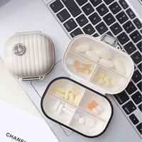 Xing You Mini distributeur de médicaments portable sept jours par semaine Boîte de rangement en plastique pour trois repas Petite boîte pour comprimés
