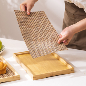 Plateau rectangulaire en bambou avec tapis en rotin pour servir le pain et les pâtisseries, idéal pour la maison, le café et le thé - Product Image 1