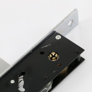 Cerradura de puerta corredera de fábrica <span class=keywords><strong>Lareina</strong></span> cerradura de puerta corredera de perfil mico para puerta de marco de aluminio con llaves cruzadas - Product Image 5