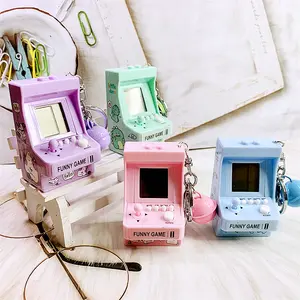 Mini console de jogos de tijolos portátil, máquina de jogo de chaveiro kawaii, encantos de plástico, chaveiro para crianças e adultos