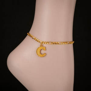 Tobillera de aleación de cobre y oro con 26 letras iniciales, joyería para pies, fabricante de China, proveedor, venta al por mayor - Product Image 3