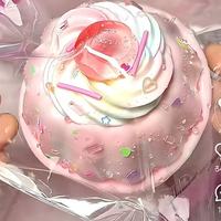 Jouet anti-stress en silicone unisexe en forme de pudding géant à la crème de fraise, à rebond lent, mignon, un gadget de décompression indispensable
